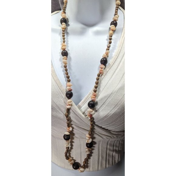 Summery Beach Themed Seed And Shell Beaded Necklace - Picture 3 of 8